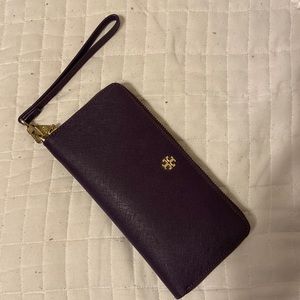 Tory Burch Continental Wallet Wristlet